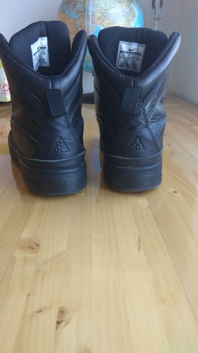 Ghete Nike ACG 38,5