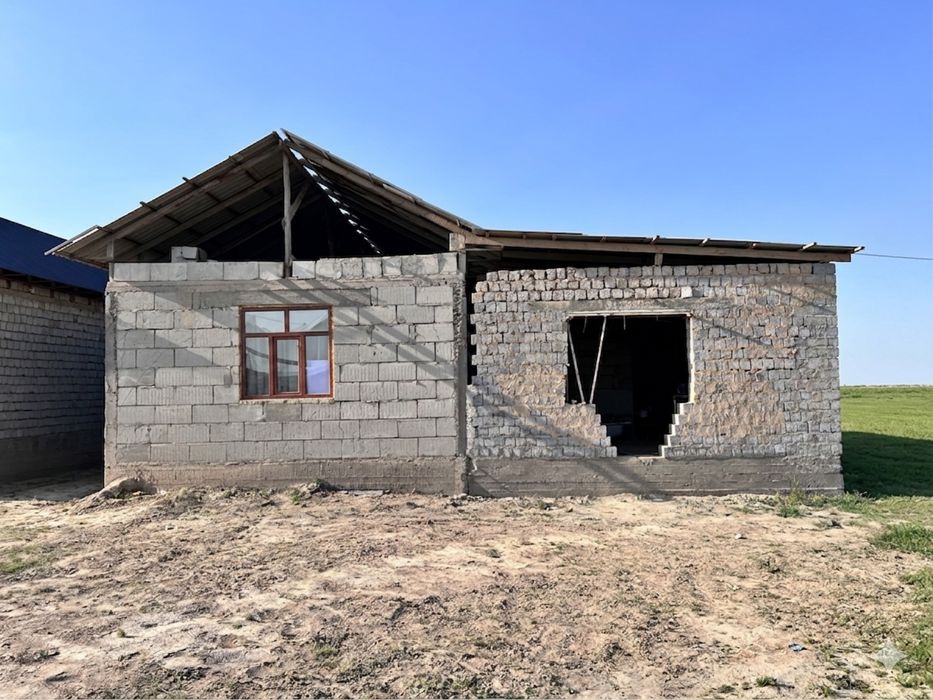 4 бөлмелі үй сатылады