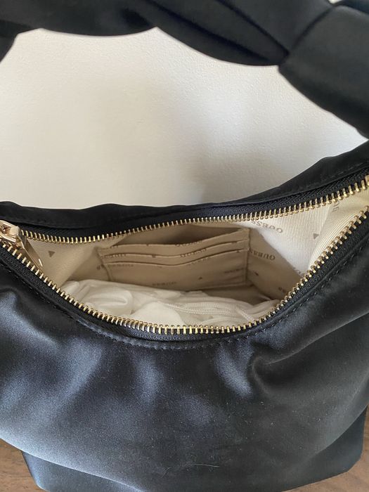Малка дамска чанта Guess