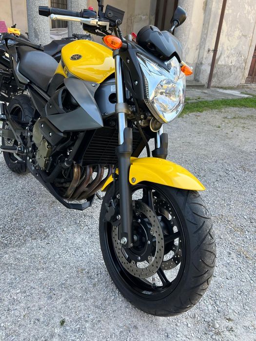 Yamaha xj6  2011