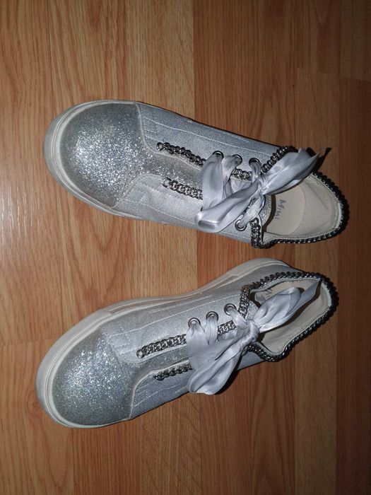 Pantofi sneakers piele Bata