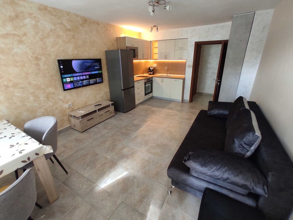 Дава се под наем Двустаен апартамент в Пловдив, Въстанически - 78 кв.м за 484.5 € - Снимка #10