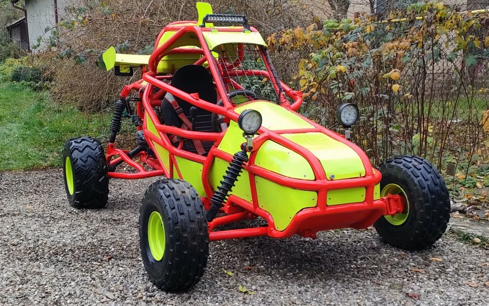 Piranha buggy fabricat în Franța