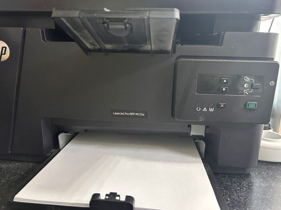 Продам принтер m125f