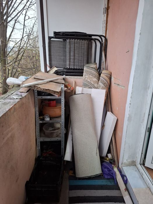Debarasari moloz, mobilă etc non stop