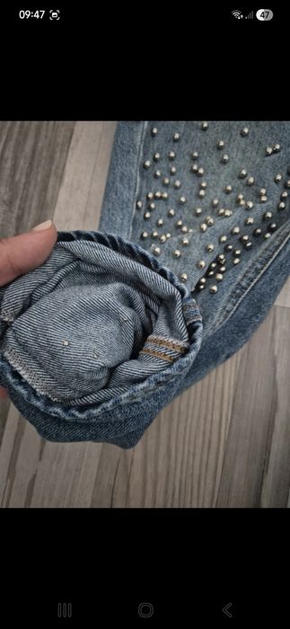 Blugi cu pietricele talie înaltă