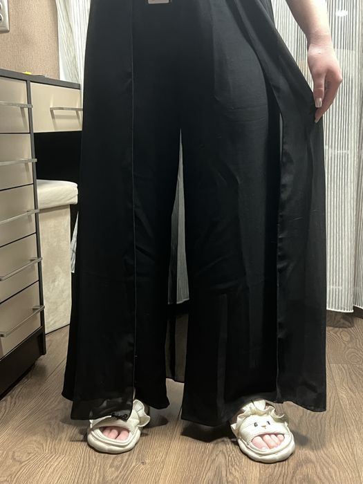 Брюки-юбка (кюлоты с эффектом юбки)