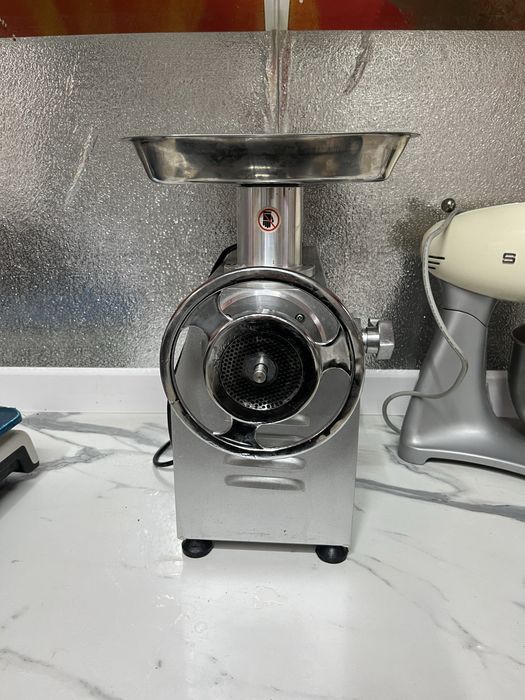 Мясорубка ТК 22 продается