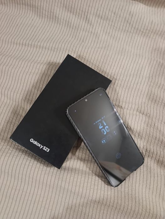 Обменяю самсунг с23