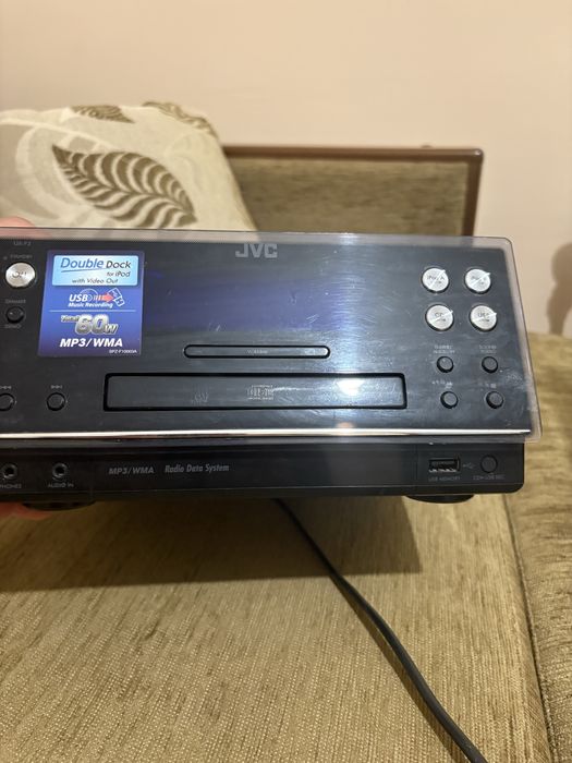 Аудио система JVC