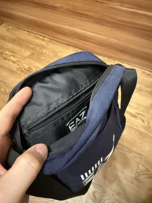 Продам сумка EA7 в оригинале через плечо