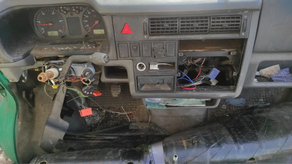 Фольксваген Т4 2.5 ACV