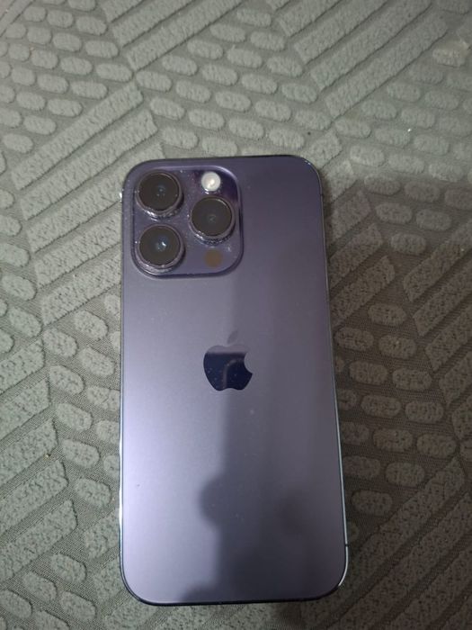 Продам айфон 14 про в иделе