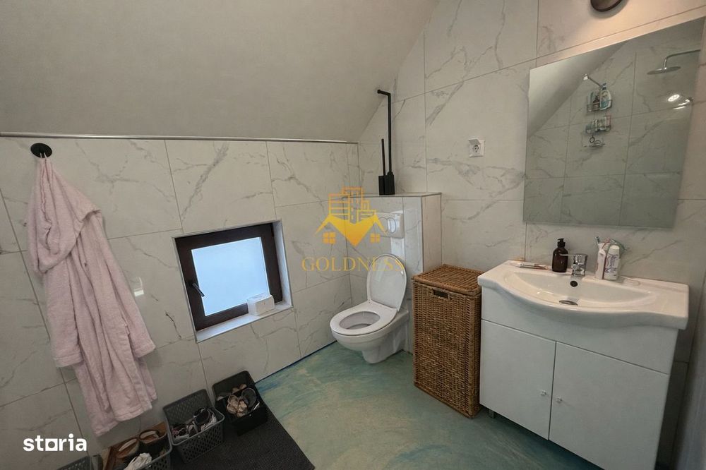 Casa, Gheorgheni sat, 4 Camere decomandate, Parcare, Curte,Petfriendly