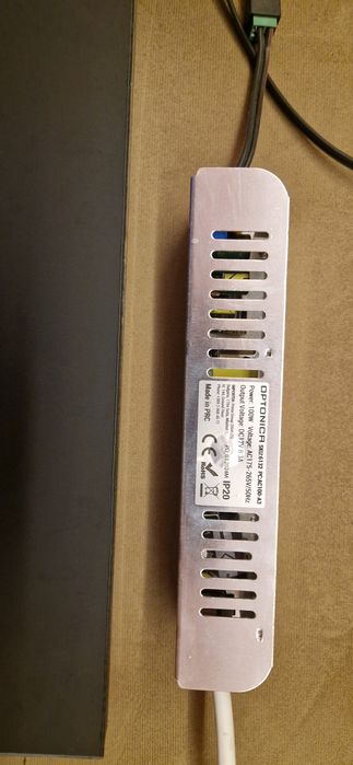 Лед умно осветление за аквариум