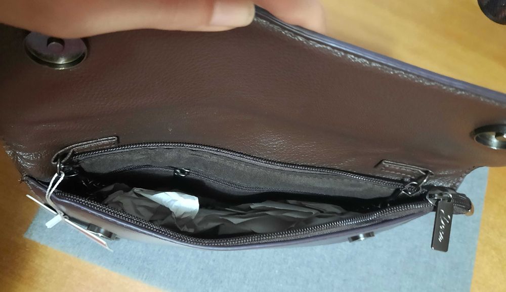 Poseta tip plic, cu lant