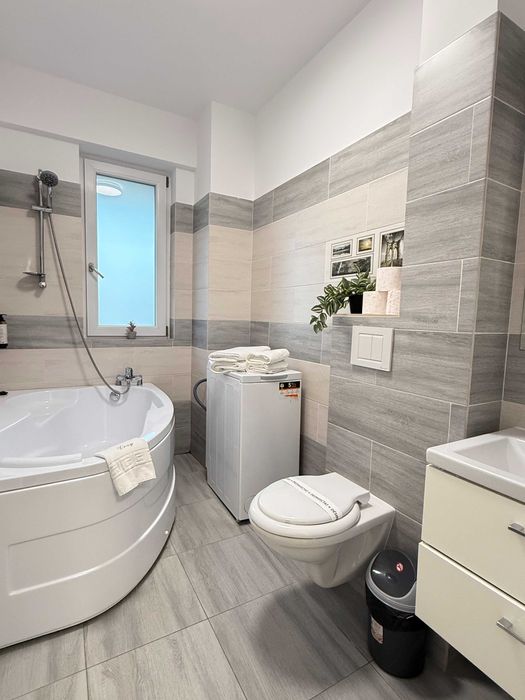 Servicii de Cazare Profesiona Iasi - Centru - Palas - Factura- Vouche