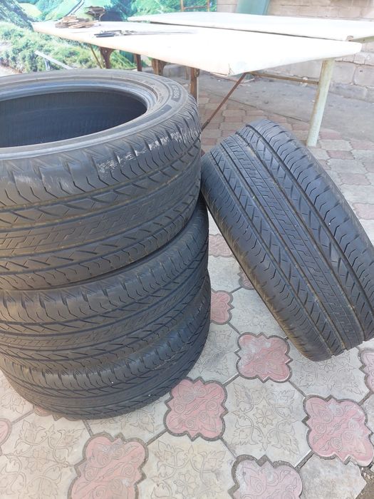 Продам резину летнию