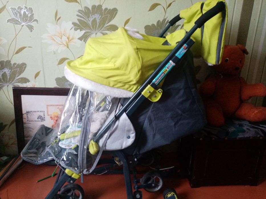 Продам санки коляску