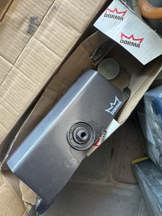 Дверной доводчик Dorma TS 77