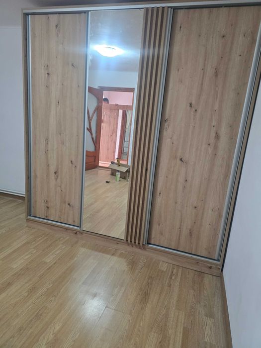 Mobilier la comanda