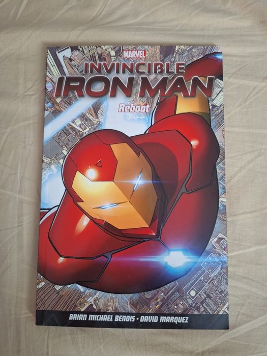 Комикси - Absolute Superman, Iron Man, Black Panther (DC, Marvel)