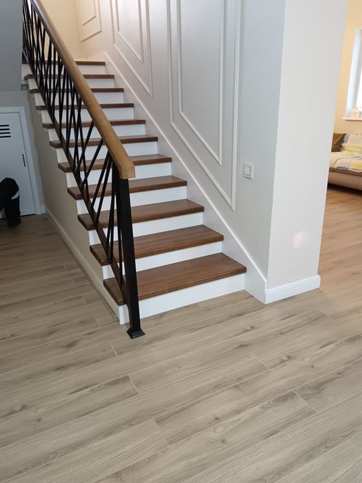 Лестница из дерево.   Женилдиктер 20%