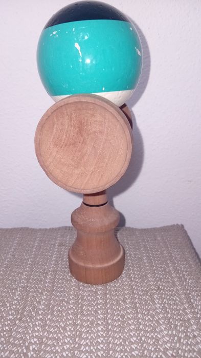 Kendamă foarte bună