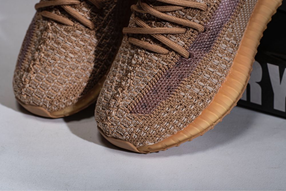 Adidas Yeezy Boost 350 V2 Clay (Kids/De Copii)