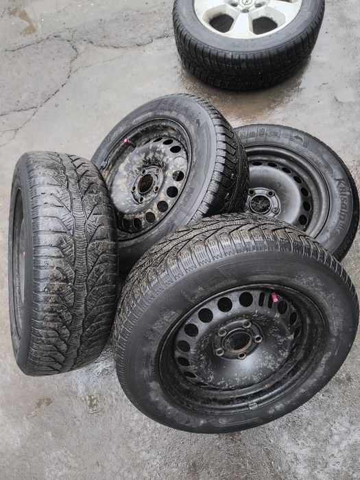 Cauciucuri Roti complete cu anvelope 196/65 R15