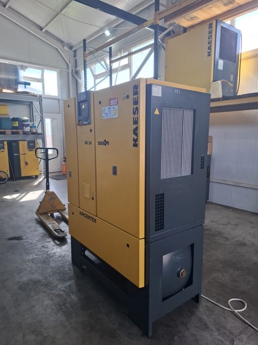 Compresor aer cu surub Kaeser Aircenter SK 24 T cu uscator si rezervor