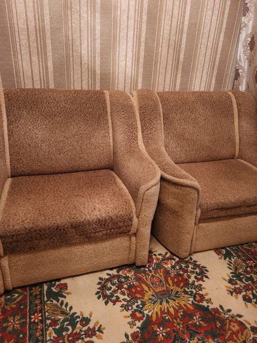 Диван и 2 кресла