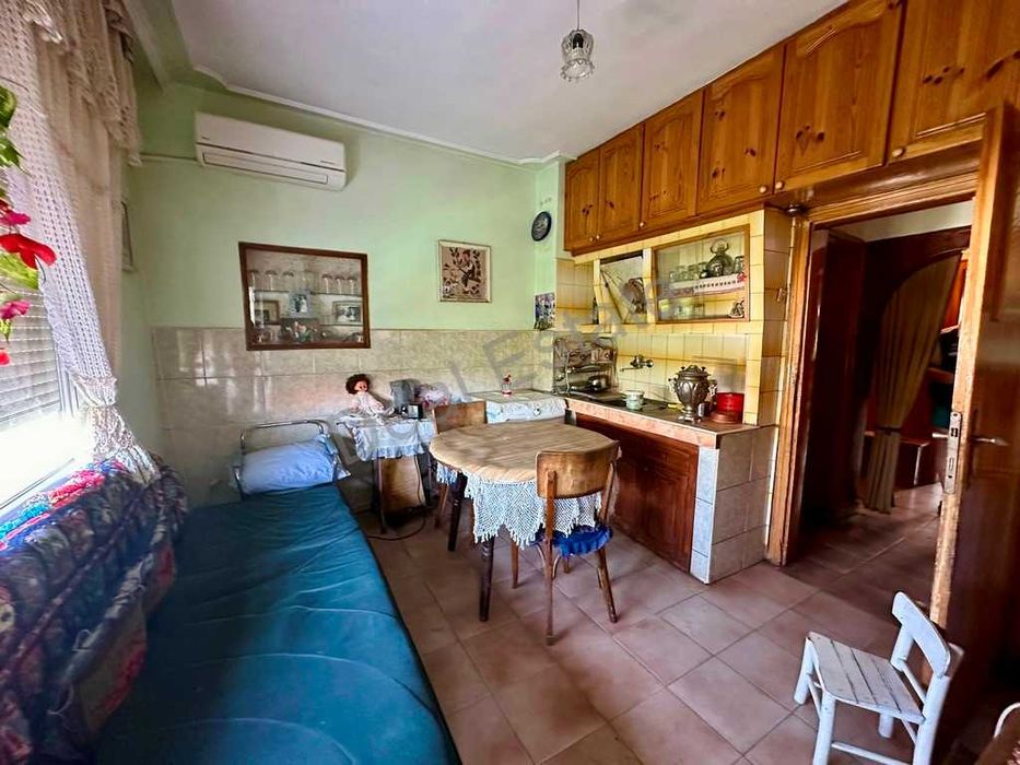 Продава се Тристаен апартамент в Благоевград, Широк център - 90 кв.м за 945 €/кв.м - Снимка #1