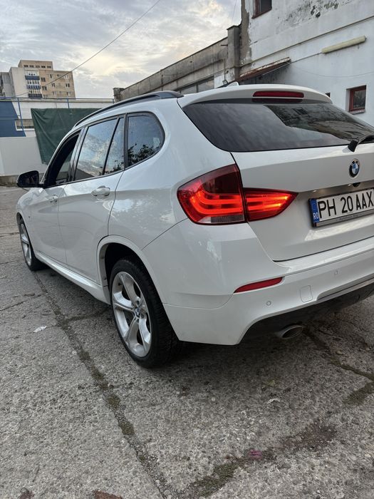 Bmw x1 2015.