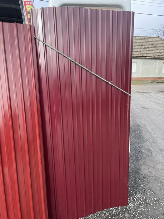 Tablă cutată colorată