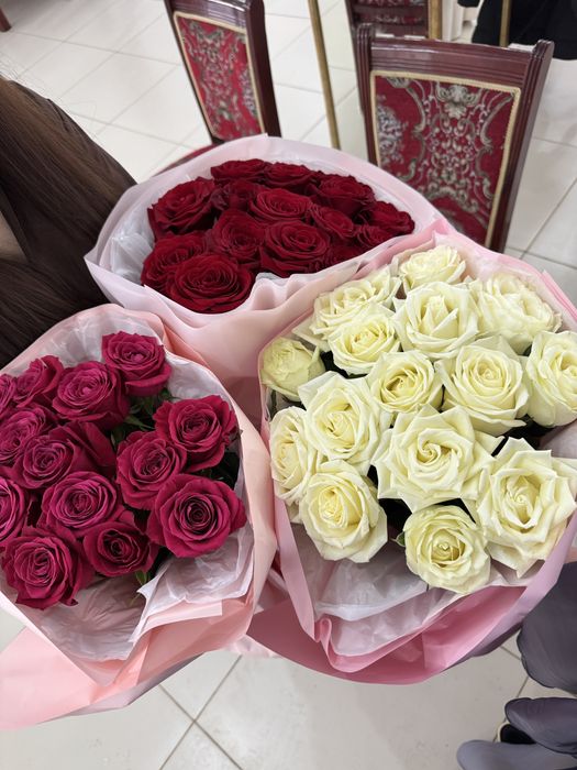 продаются цветы свежие