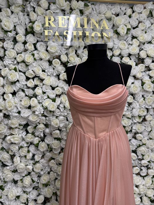 Официална рокля пудра / пепел от рози / розова