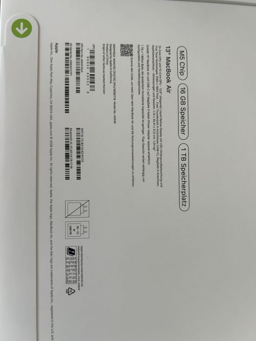Macbook Air 13" M5 16GB RAM 1TB SIGILAT!