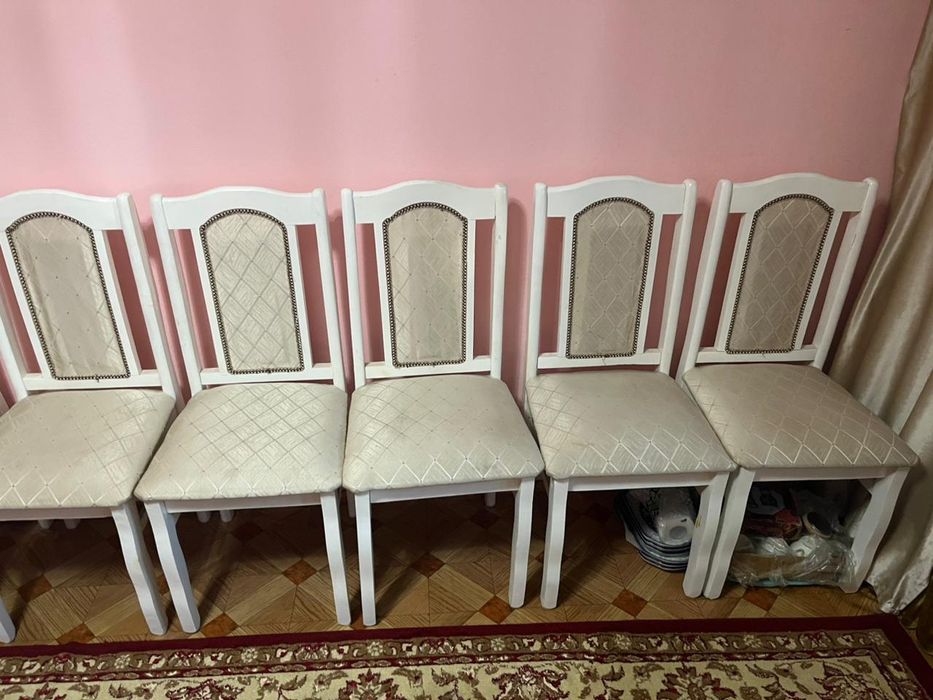Продам стол с стулья комплек