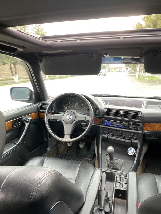 BMW E32 735i  1991 restayling sotiladi srochne