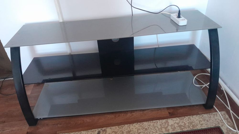 Подставка под телевизор