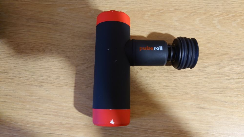 Pistol de masaj Pulseroll. Full box.
LITE Mini Massage Gun - Black.