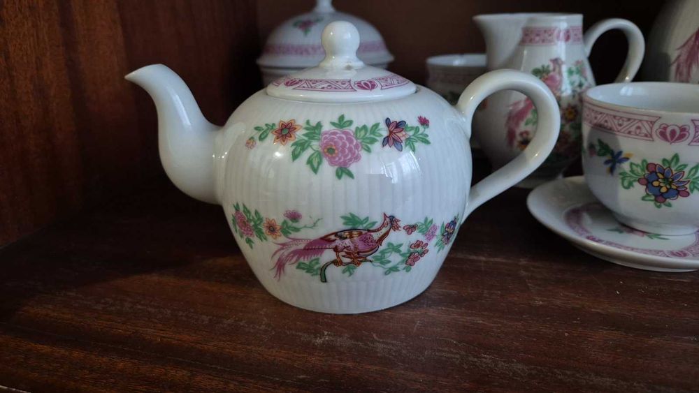 Нов порцеланов сервиз за кафе или чай от ГДР