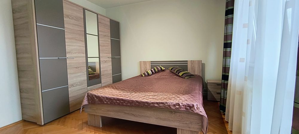 Apartament 3 camere  et 2  Terezian str.Lungă