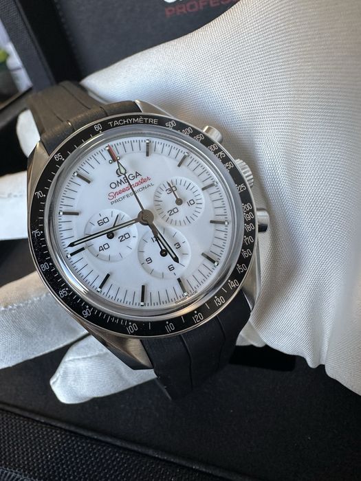 ceas OMEGA Speedmaster Moonwatch