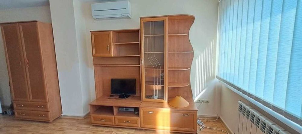 Дава се под наем Двустаен апартамент в София, Студентски град - 68 кв.м за 598.23 € - Снимка #2