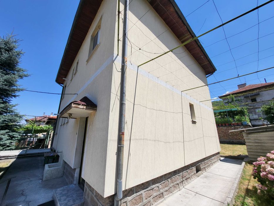 Продава се Къща в Пещера - 240 кв.м за 680 €/кв.м - Снимка #2