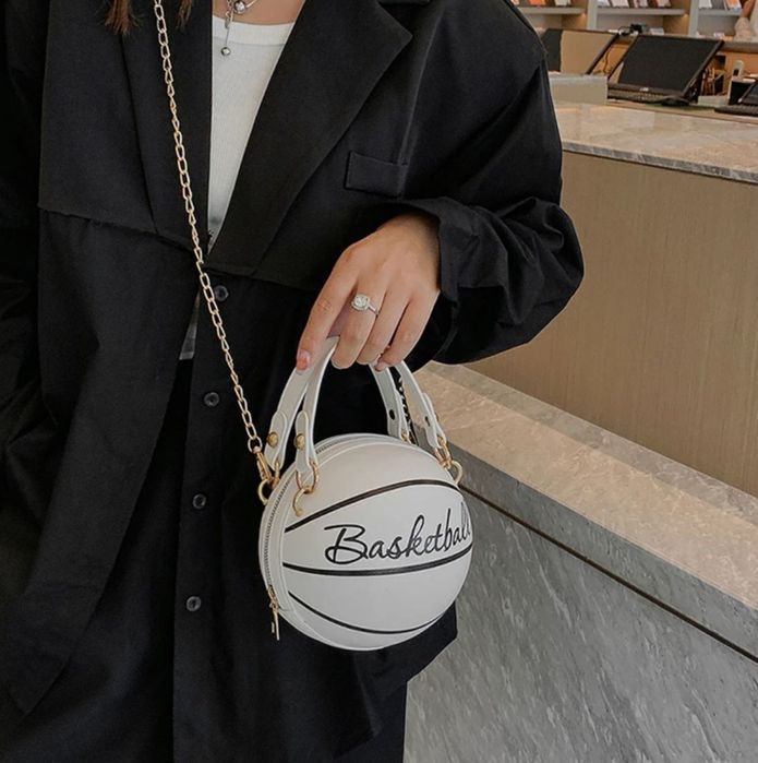 Новая сумка в виде мяча