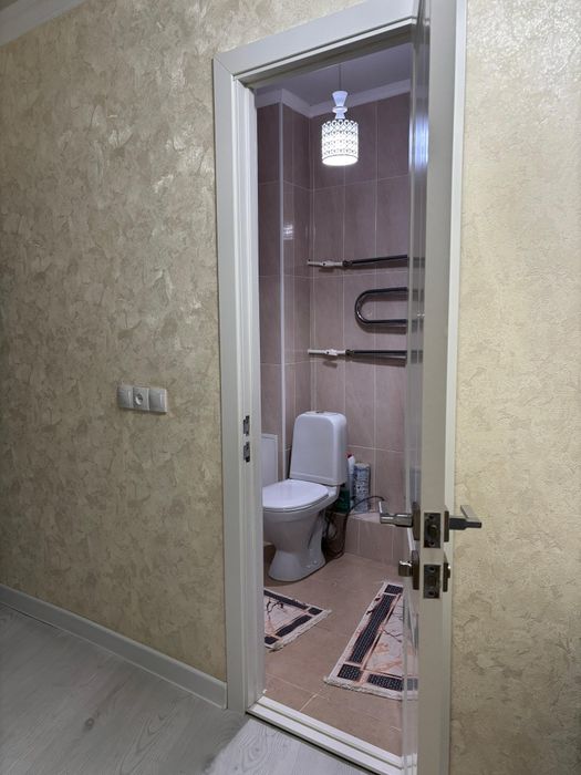 Продам квартиру 3-4комнатная 90кв. м