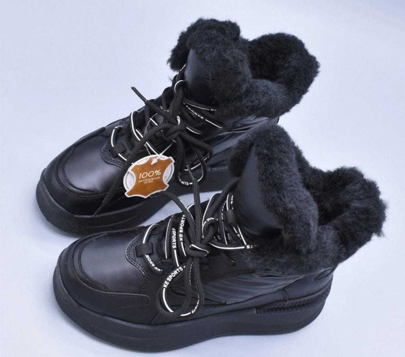 Продам новые зимние ботинки